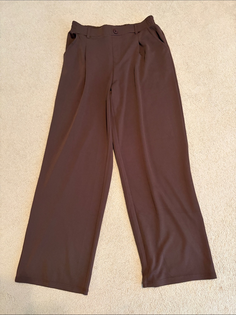 Women's Wide-Leg Dress Pants in Brown size medium